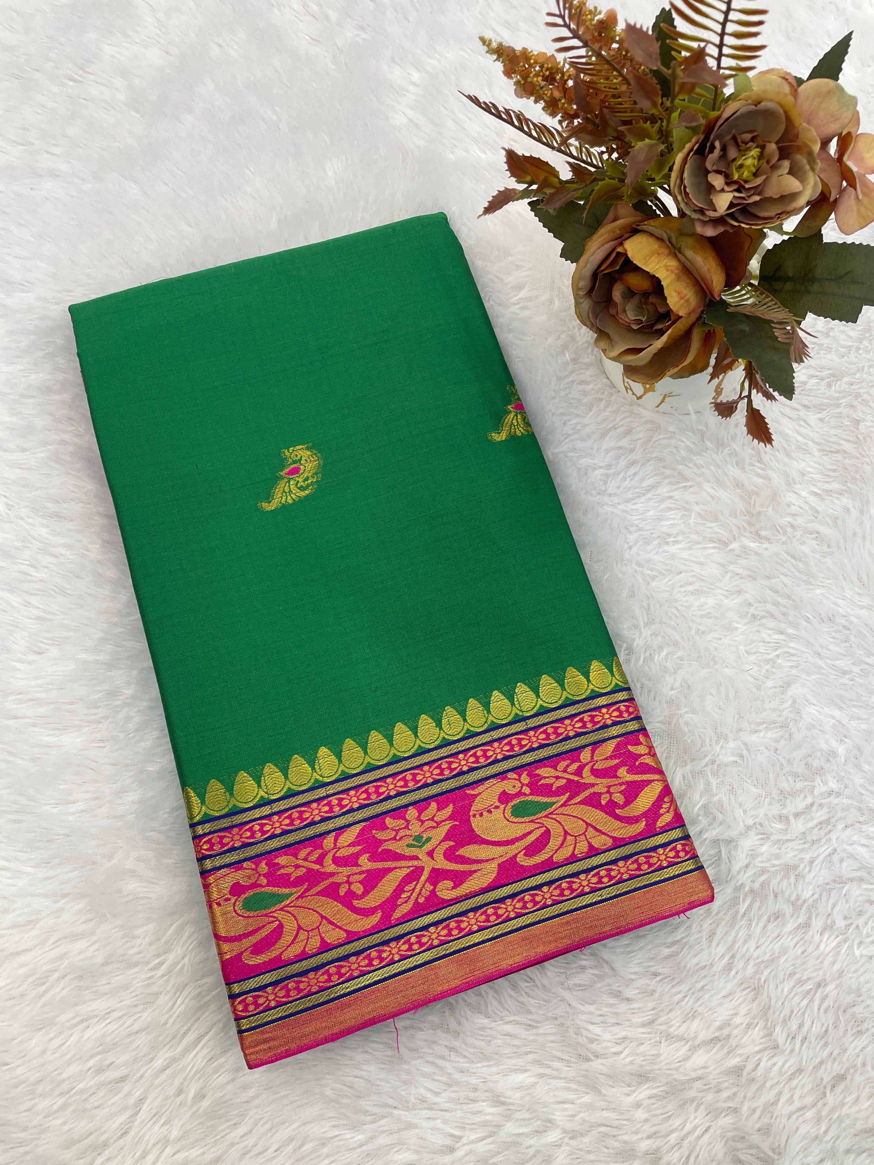 Aura Cotton Designer Border With Mina Butti With chitt pallu saree For Women