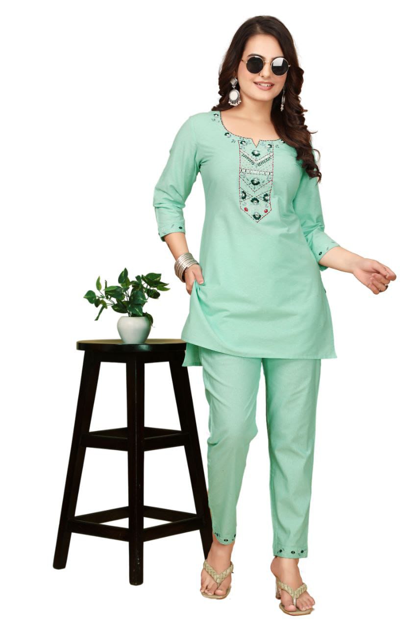 HANDWORK COORDSET FOR WOMEN