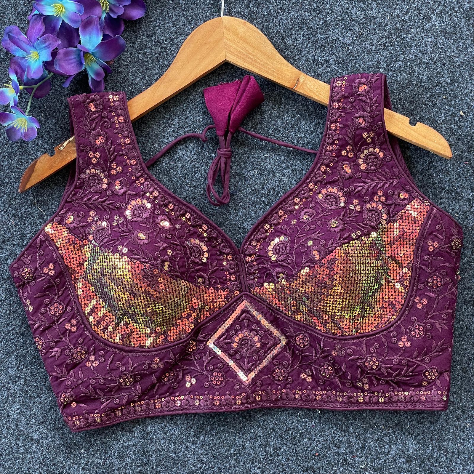 Blouse has Chiakan thread work and sequance work selevless