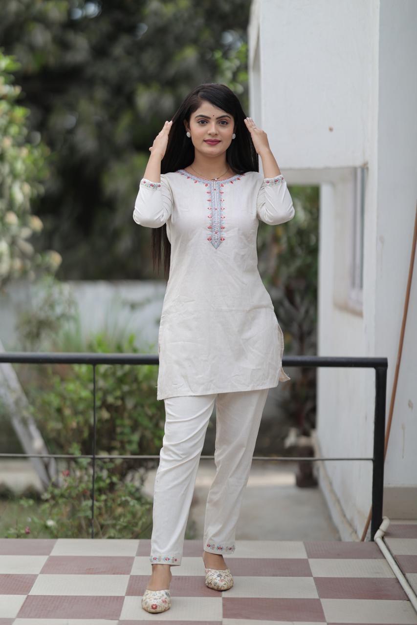 HANDWORK COORDSET FOR WOMEN