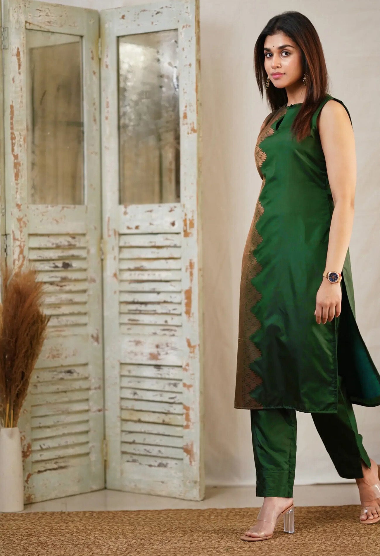 Elegant Dark Green Banarasi Silk Salwar Suit Set with Zari Work Dupatta