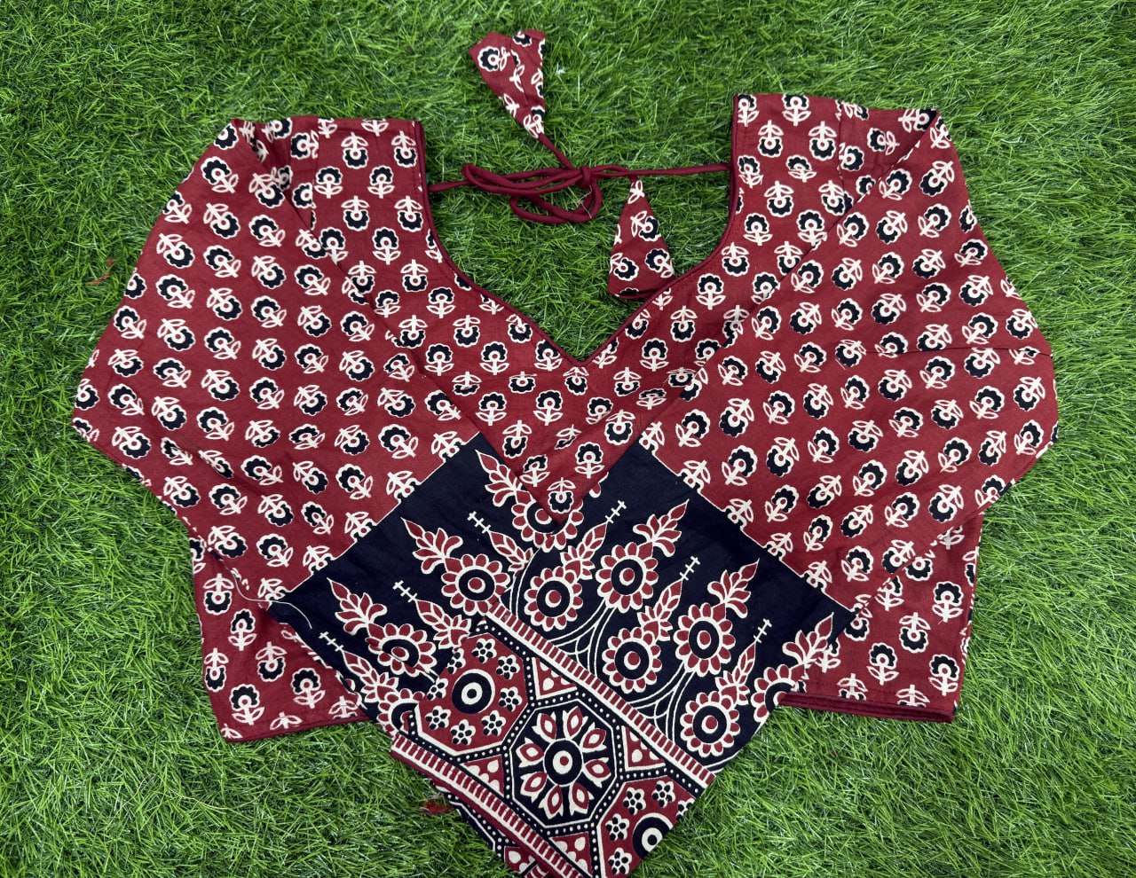 AJARAKH COTAN BLOUSE FOR WOMEN