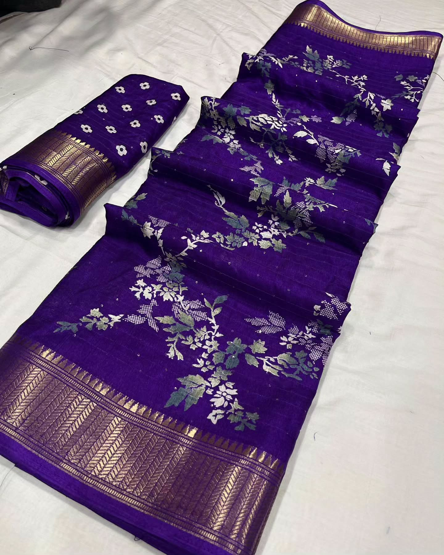Dola Silk With Croset work Designer Print With Designer Pllu Women Saree Purple