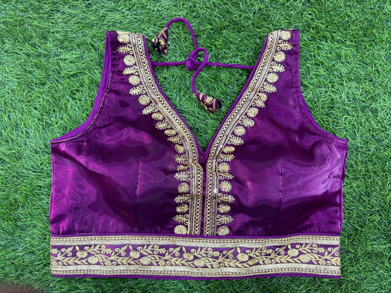 ZIMMICHOO EMBROIDERY WORK READYMADE BLOUSE SELEV LESS